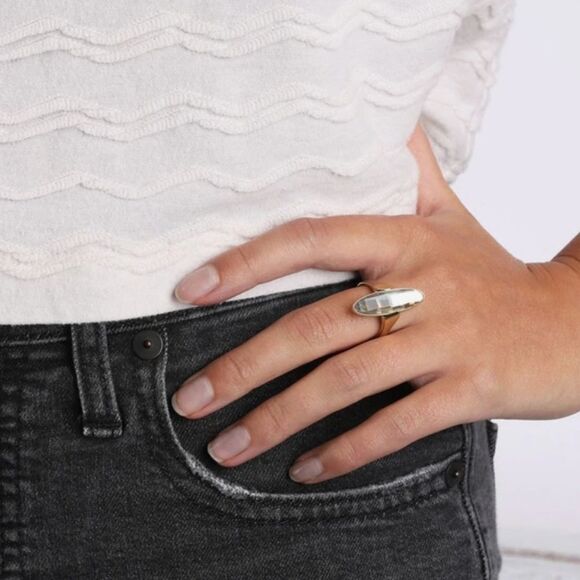 CALVIN KLIEN Continuity Slim Oval Faceted Yellow Glass Stone Ring size 7  NWT - Picture 2 of 7